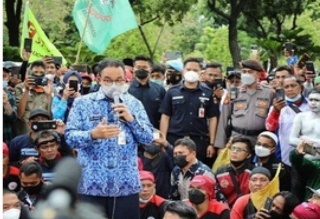 Mulai Januari 2022 Resmi UMP Jakarta Rp4,64 Juta