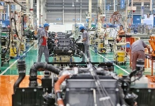 PMI Manufaktur Indonesia Masih Ekspansif,  Ungguli Thailand dan Tiongkok