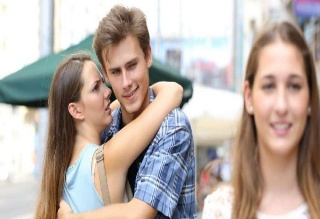 Kenapa Pria yang Sudah Menikah Tergoda dengan Wanita Lain, ini Penjelasannya