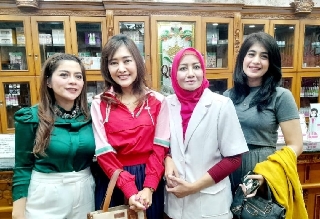 Konsultasi dengan Tim Dokter, 3 Artis Ibukota Siap Operasi Hidung Ala Blasteran Jerman di Queen Plastic Surgery Sunter