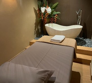 Fivestar Reflexology Tempat Refleksi Kesehatan yang Nyaman untuk Semua
