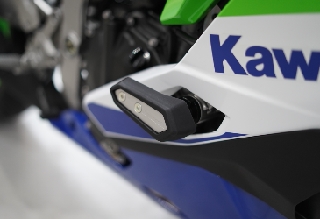 Kawasaki Ninja ZX-25RR 40th Anniversary Edisi Khusus Mendarat di Indonesia