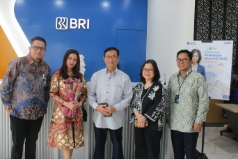 Hari Pelanggan Nasional 2025, BRI Kebayoran Baru Berikan Apresiasi kepada Nasabah Setianya