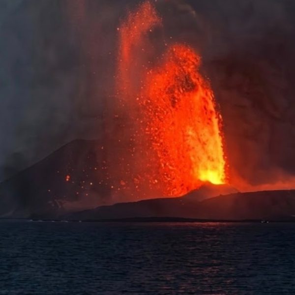 Gunung Anak Krakatau Erupsi, Ini Imbauan Menghadapi Abu Vulkanik
